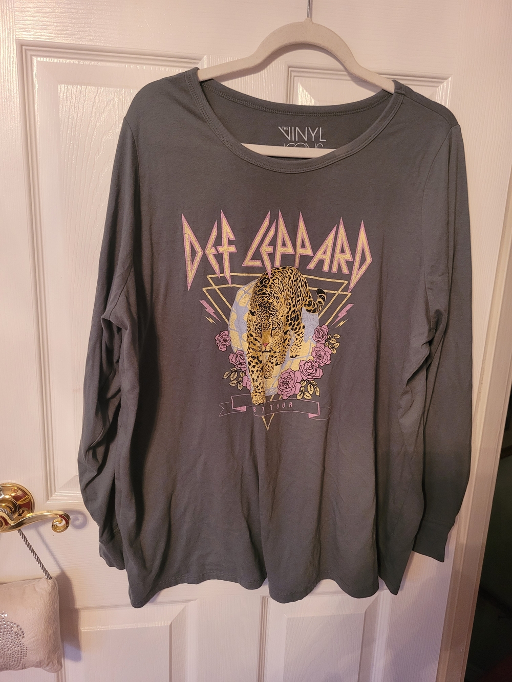 Def Leppard Charcoal Graphic Long Sleeve Tee